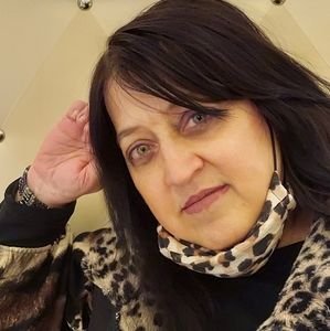 Meet your Posher, Cathy